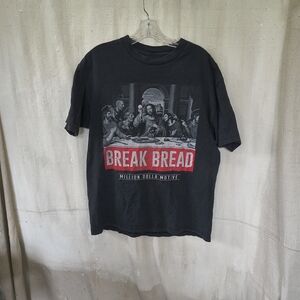 Men's Size Lrg Black Graphic Tee Red and White Print from Million Dollar Motive